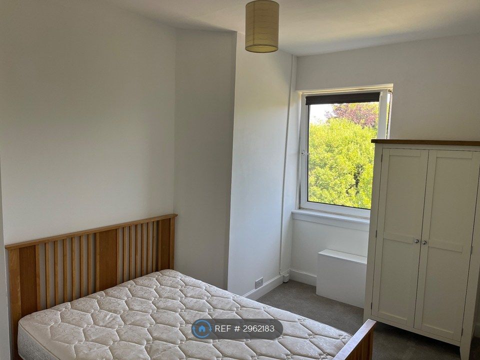 Property photo 1 of 3