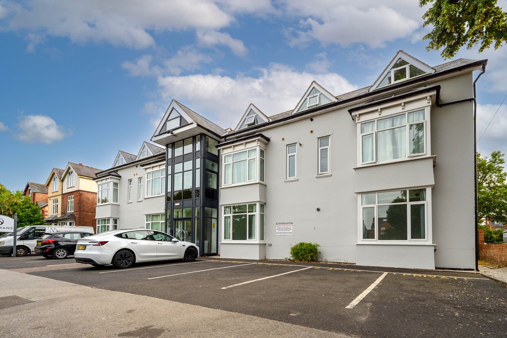 Property photo 1 of 16 Dsc_0618-Edit