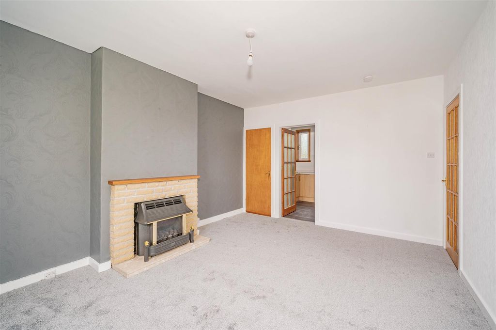 Property photo 3 of 13 12 Byron Street Dundee New-2.Jpg