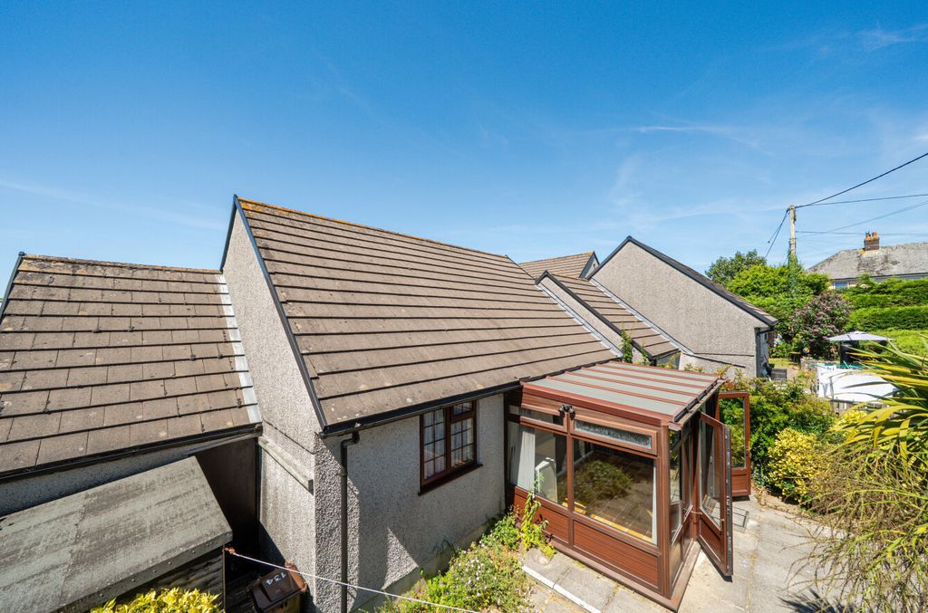 Property photo 3 of 18 1488030-1-6A4d1A6...