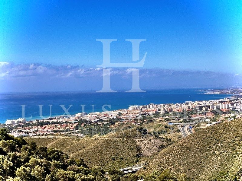 Property photo 3 of 24