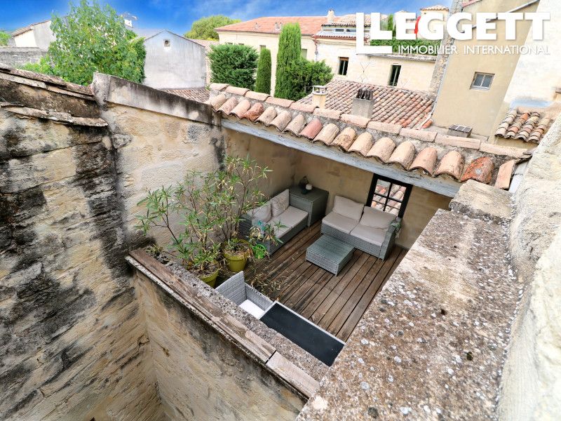 Property photo 2 of 10