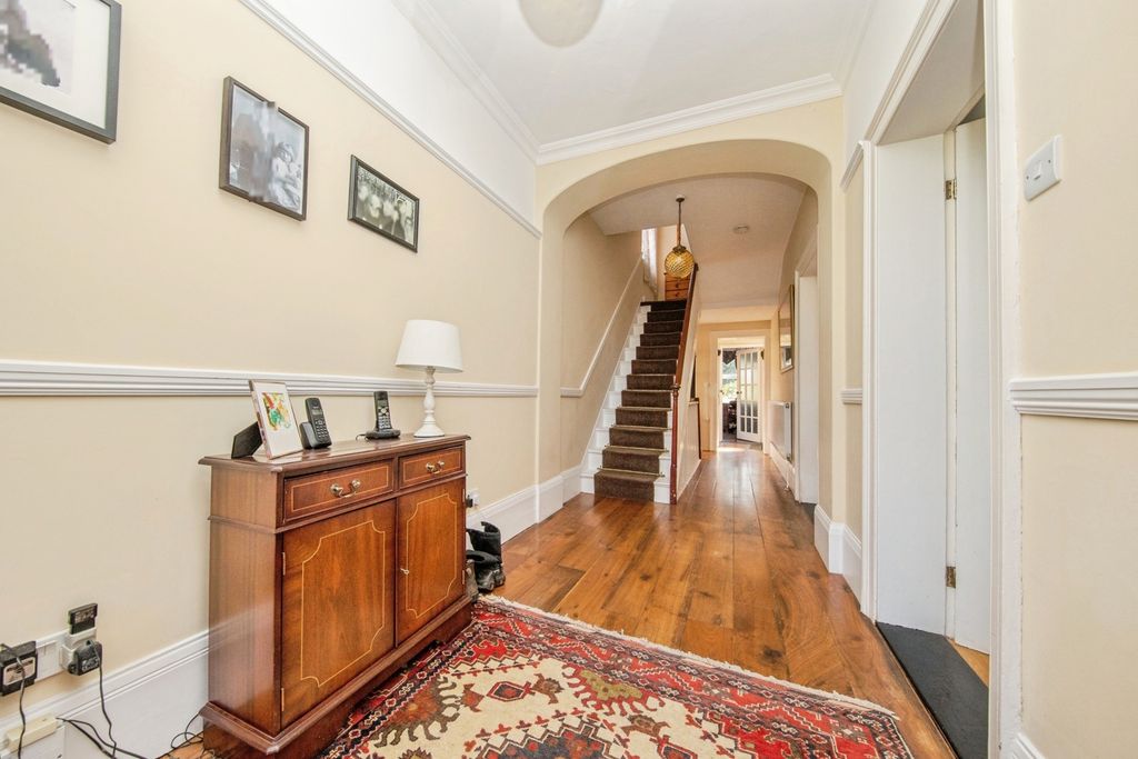 Property photo 2 of 33 Pbox-Img.Jpg
