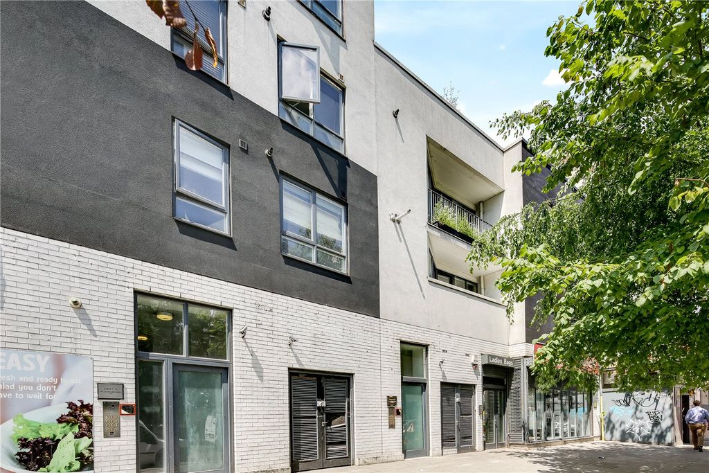 Property photo 1 of 16 Exterior
