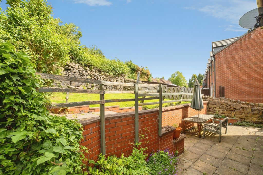 Property photo 2 of 20