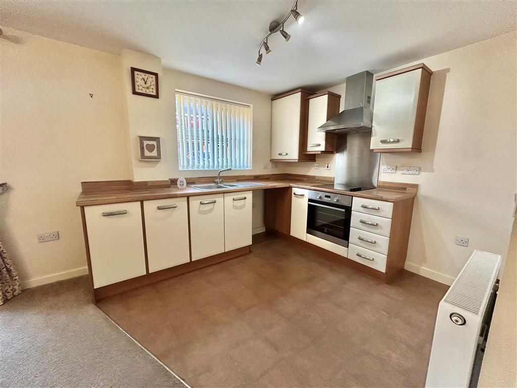 Property photo 2 of 11 Image