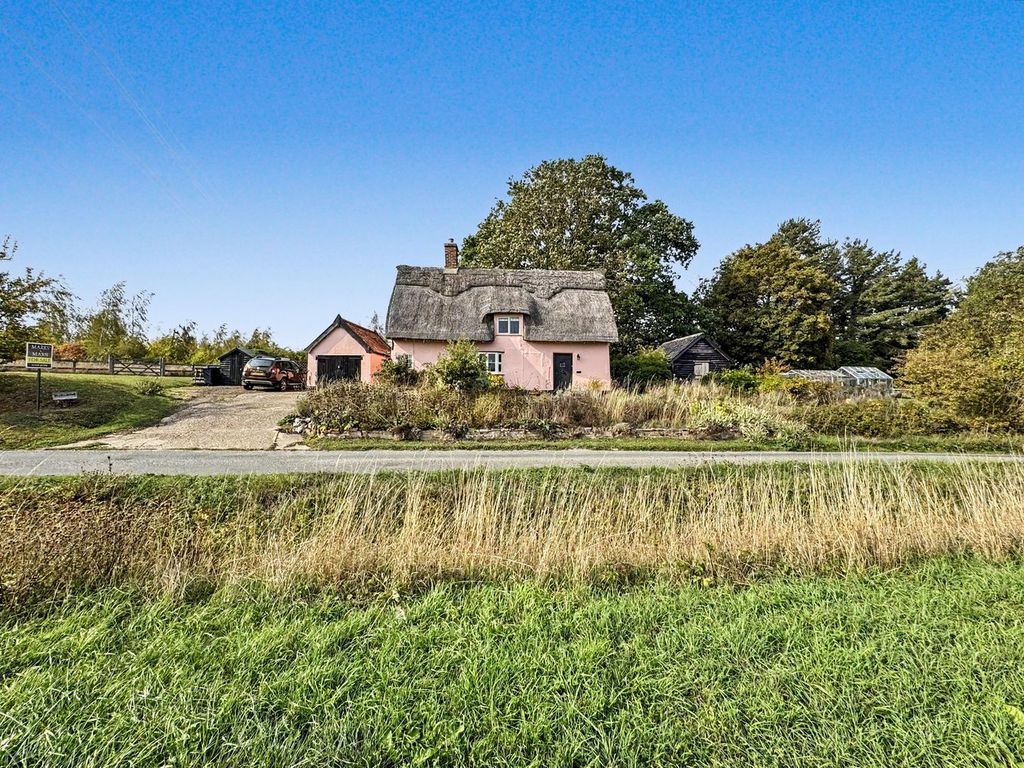Property photo 1 of 50