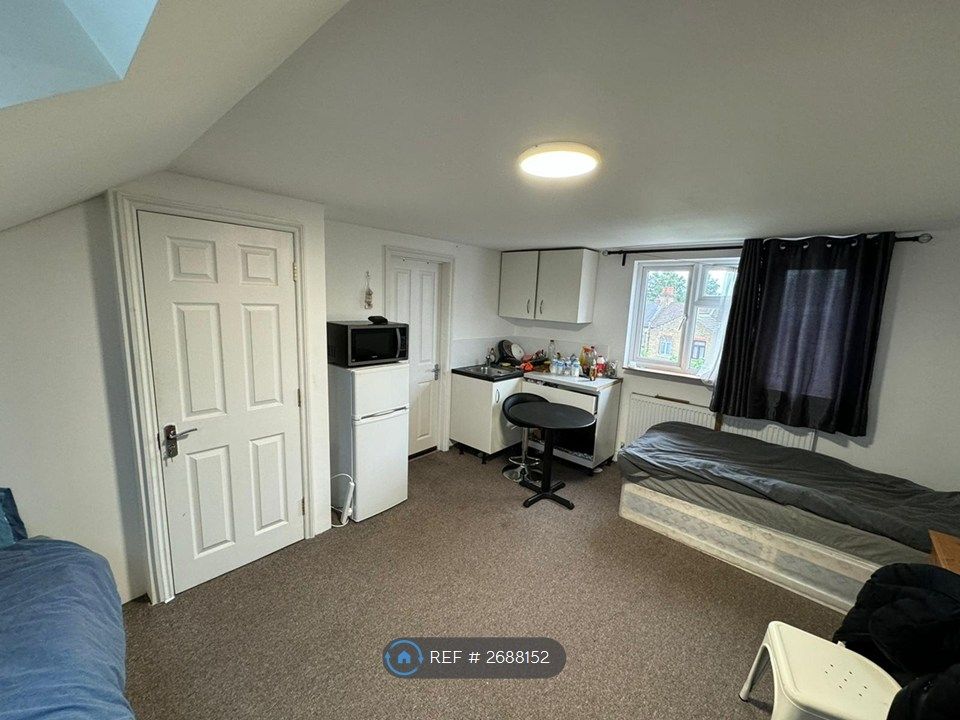 Property photo 3 of 3