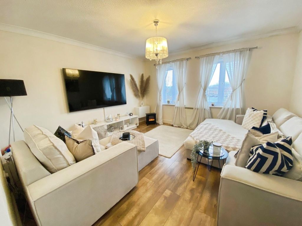 Property photo 2 of 10 57Dcbba9-Image00004.Jpeg