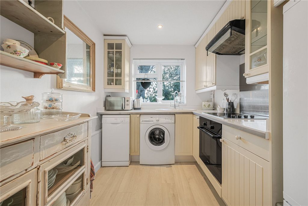 Property photo 3 of 22 Picture No. 26