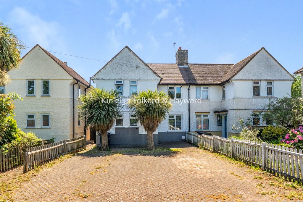 Property photo 3 of 16 Picture No. 17