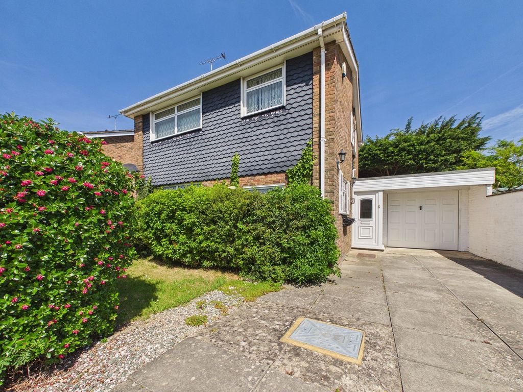 Property photo 1 of 18