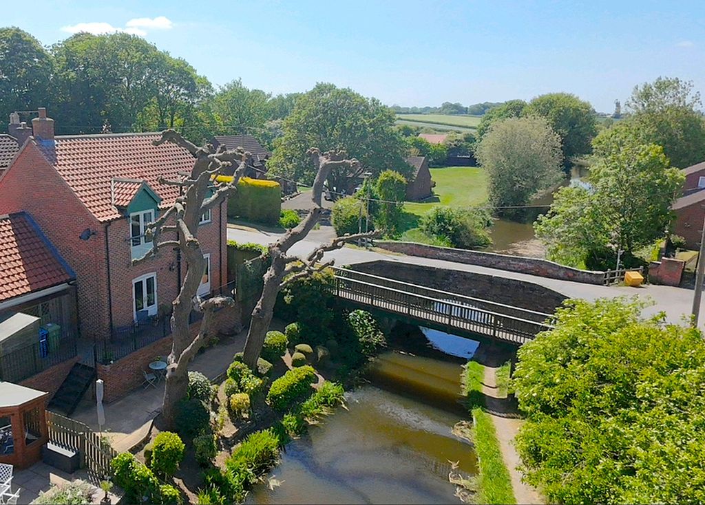 Property photo 2 of 46 Drone 1