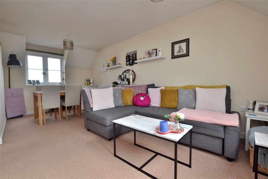 Property photo 3 of 17 Picture No. 21