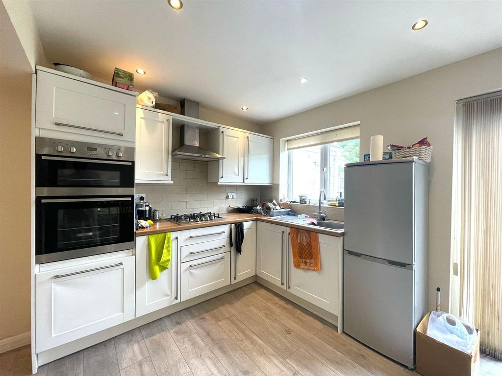 Property photo 2 of 15 Open Plan Kitchen / Lounge