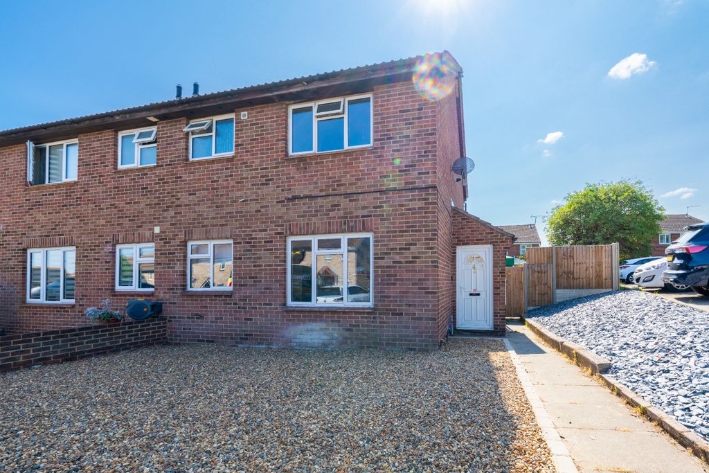 Property photo 1 of 12 4477780