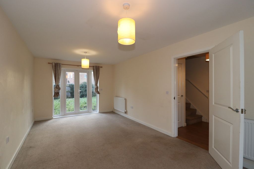 Property photo 2 of 15 Image 1