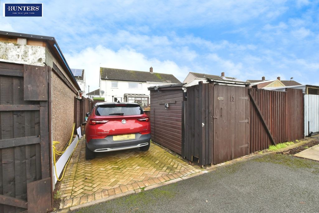 Property photo 3 of 23 Drive