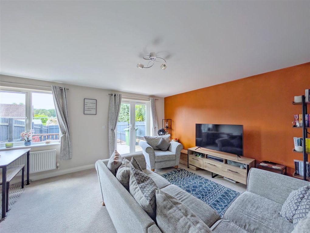 Property photo 3 of 14