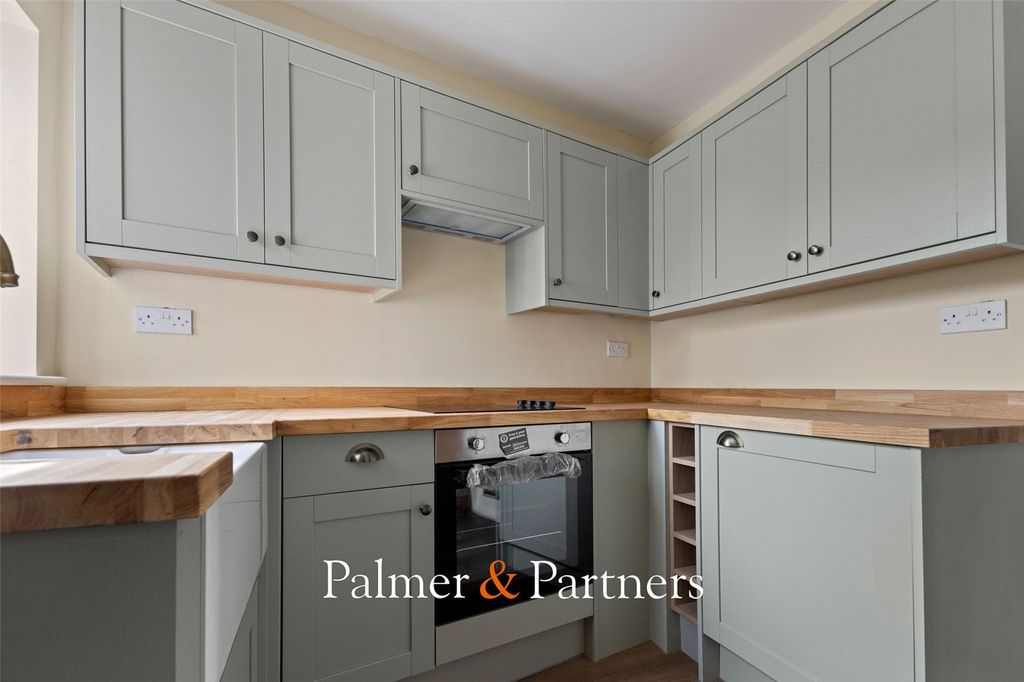 Property photo 3 of 15 Picture No. 11