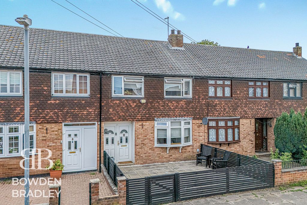 Property photo 1 of 24