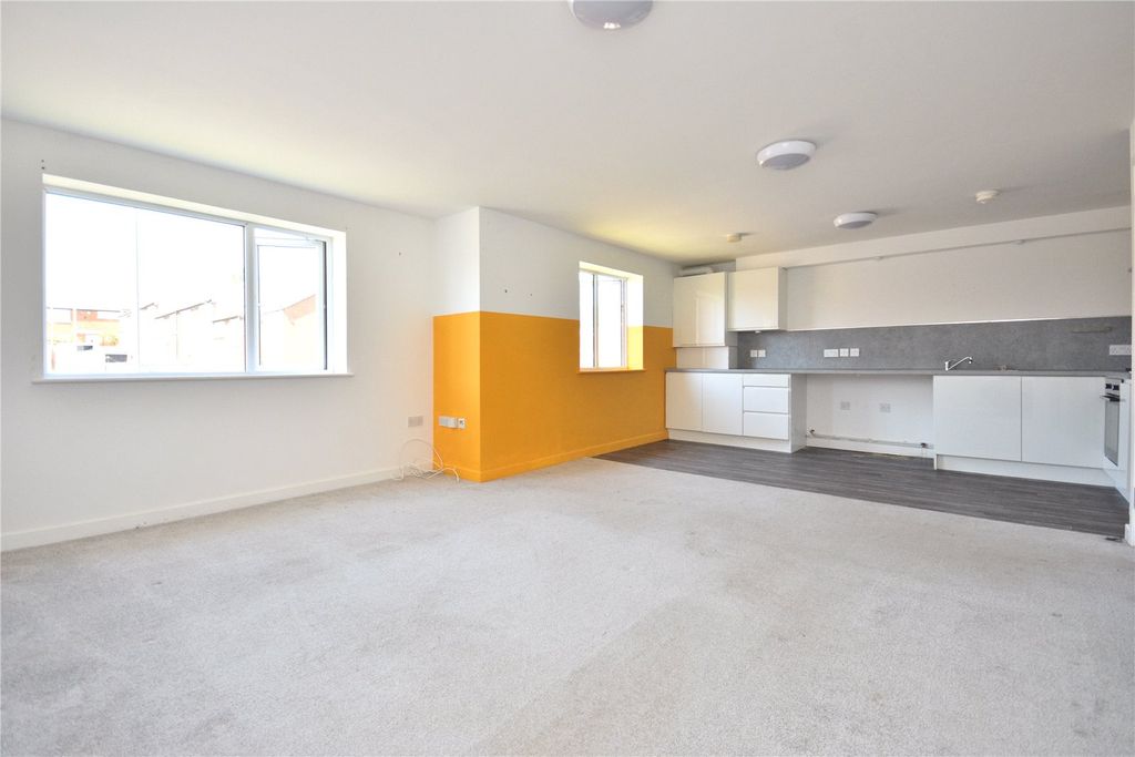 Property photo 2 of 11 Picture No. 05