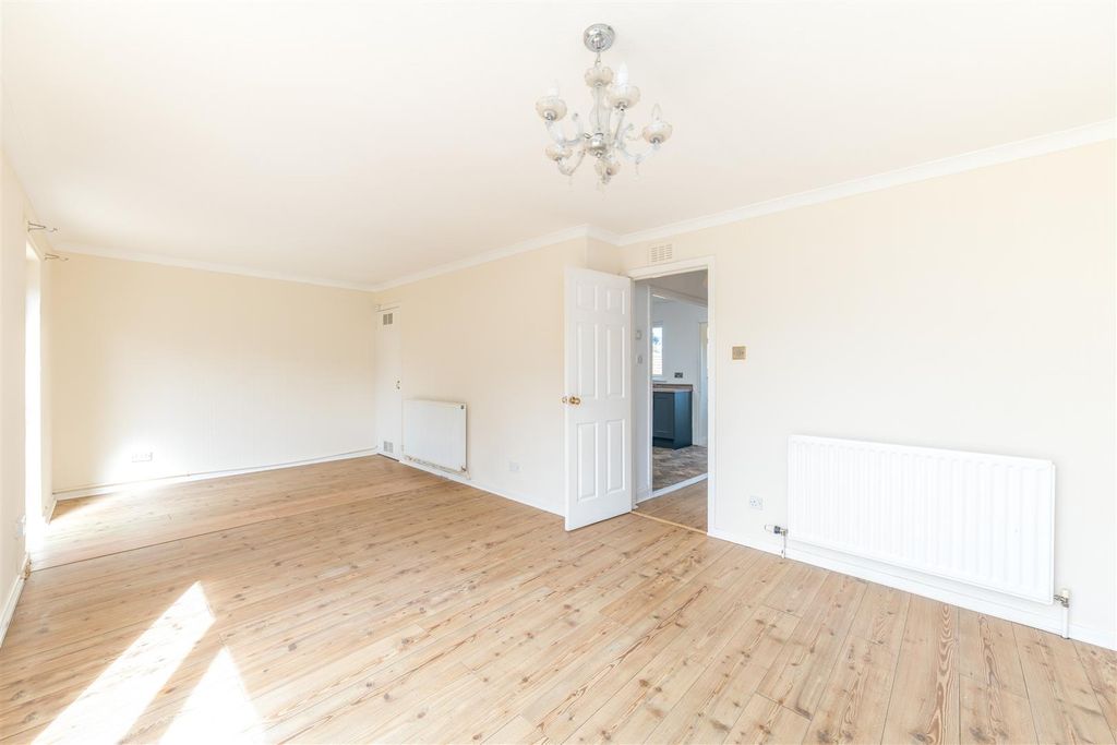 Property photo 3 of 16 10_The_Martins-05.Jpg