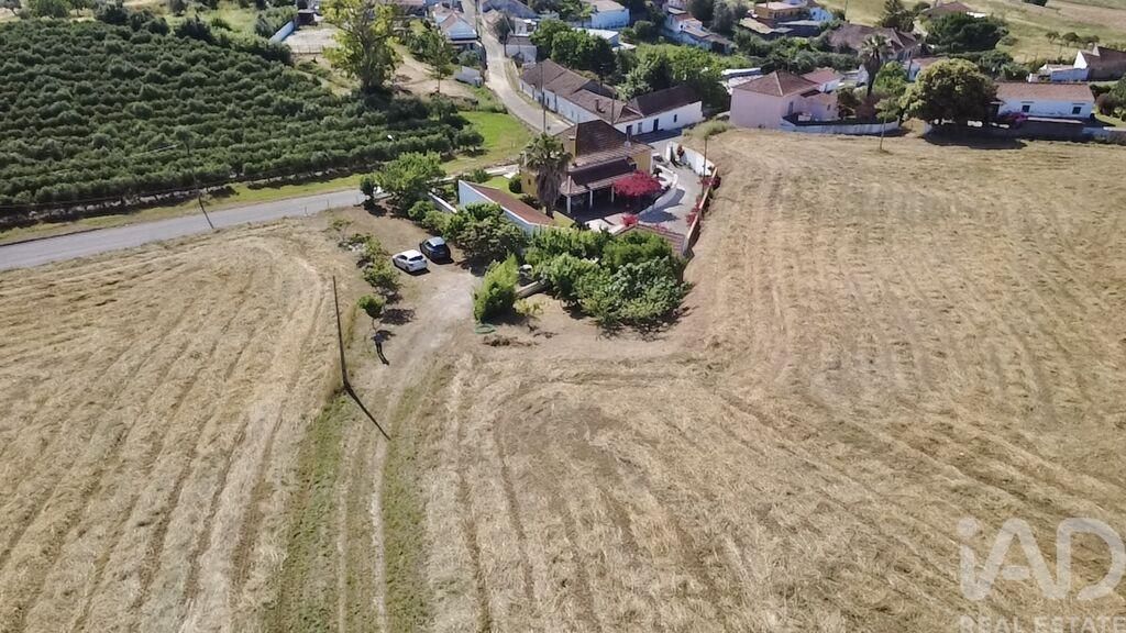 Property photo 2 of 38