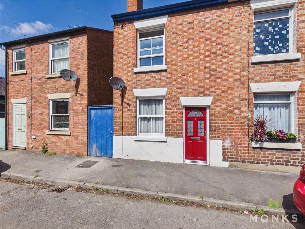 Property photo 1 of 11 Cam01348G0-Pr0663-Still014.Jpg
