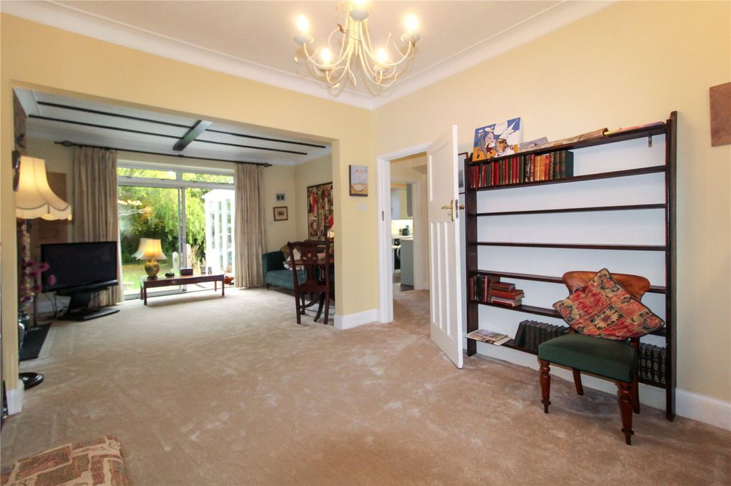 Property photo 2 of 21 Picture No. 39