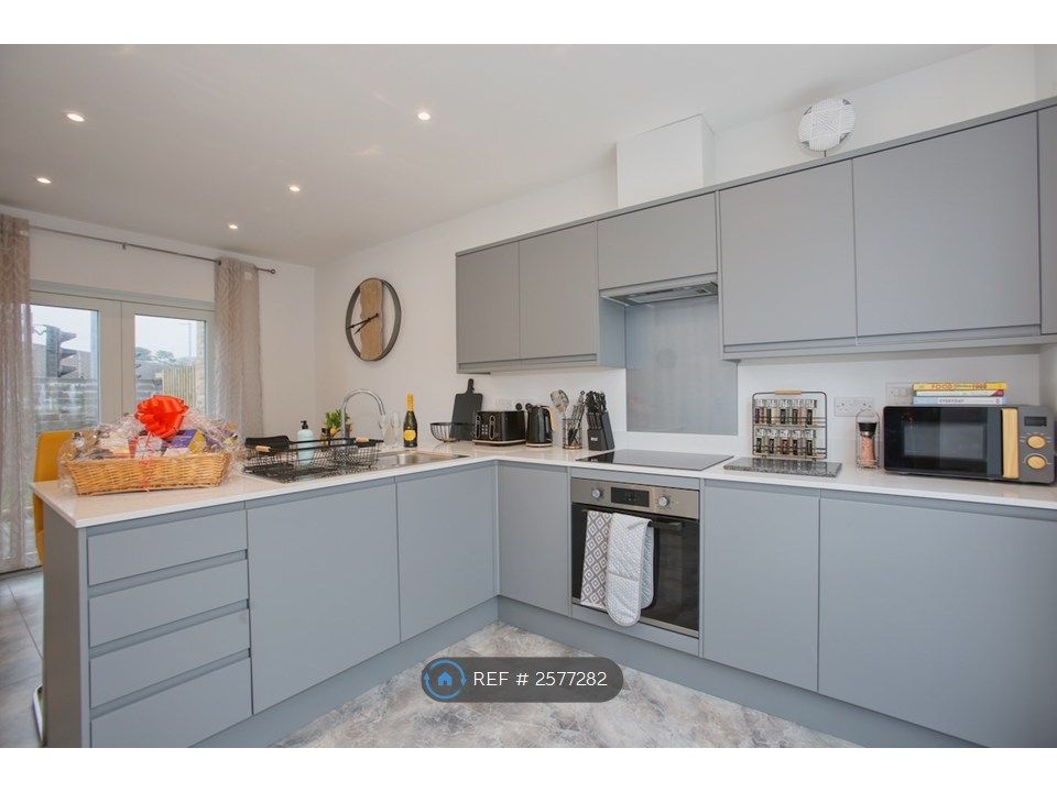 Property photo 1 of 35