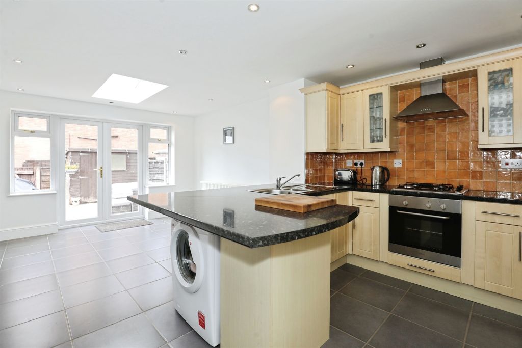 Property photo 3 of 18