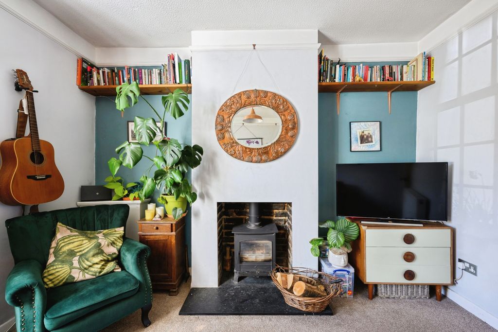 Property photo 3 of 17 Wood Burner