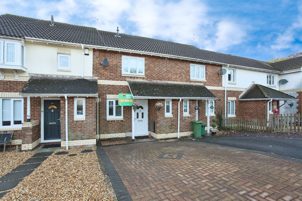 Property photo 1 of 16