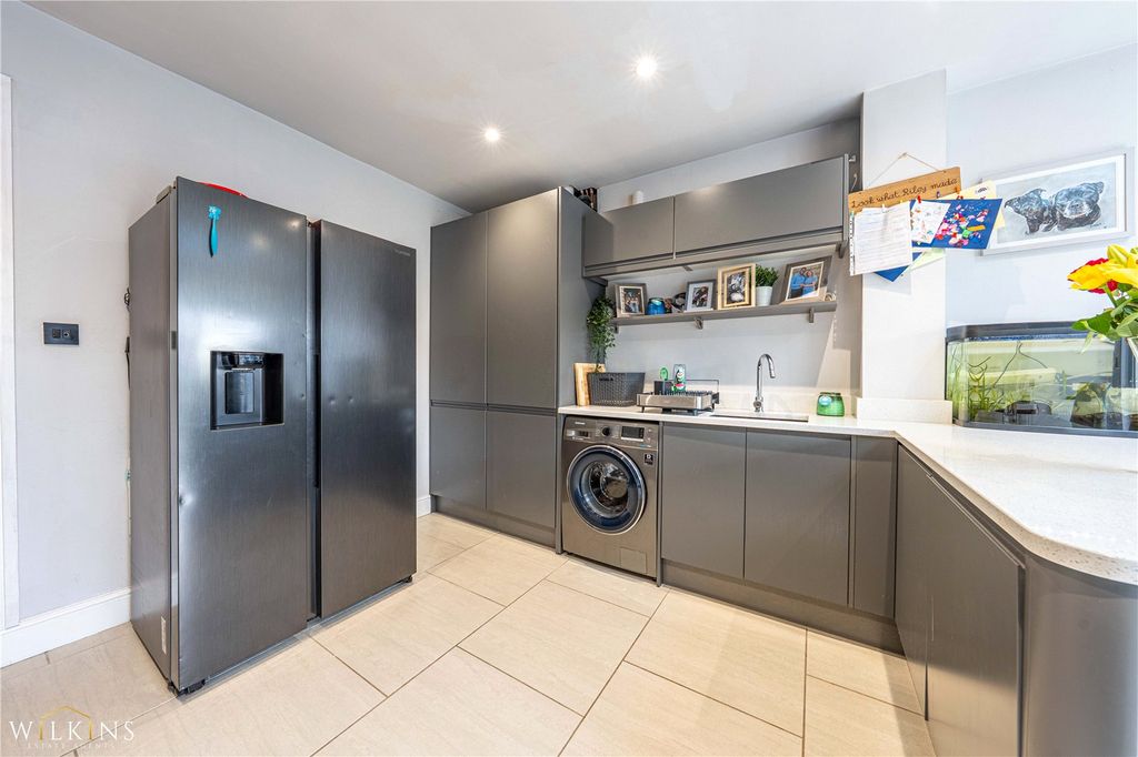 Property photo 3 of 29 Picture No. 14