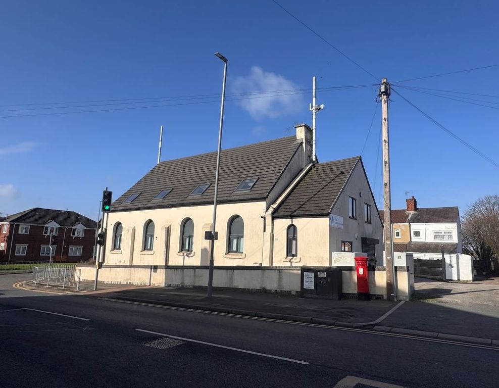 Property photo 3 of 23