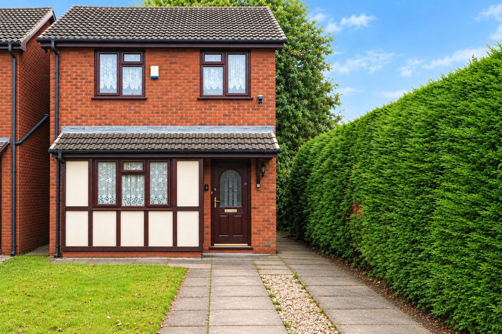 Property photo 1 of 16 External