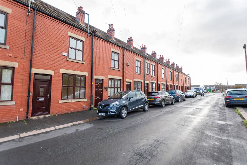 Property photo 2 of 15 Not Specified