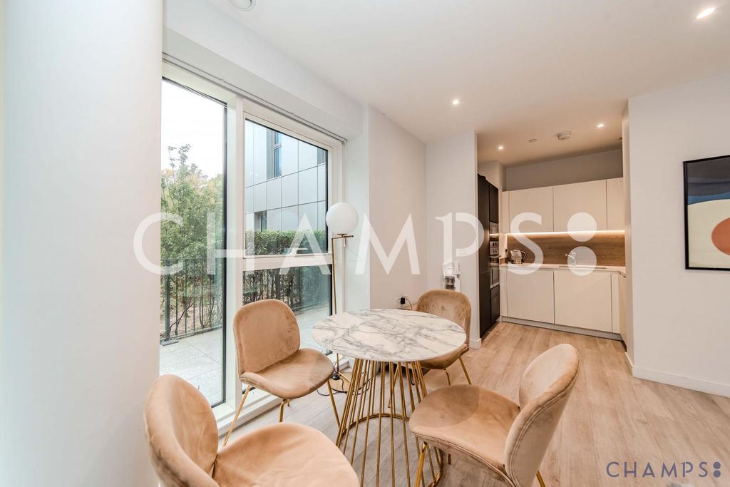 Property photo 1 of 14 Two- Bedroom To Rent At Skylark Point N4