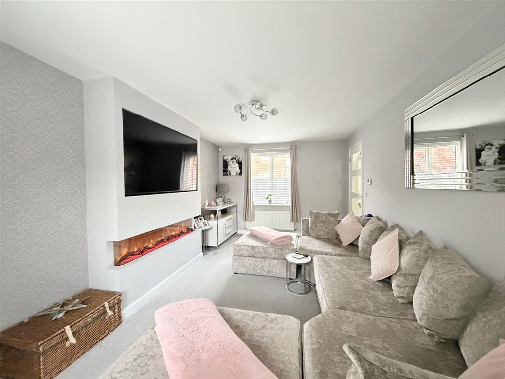 Property photo 2 of 16 Img_2106.Jpeg