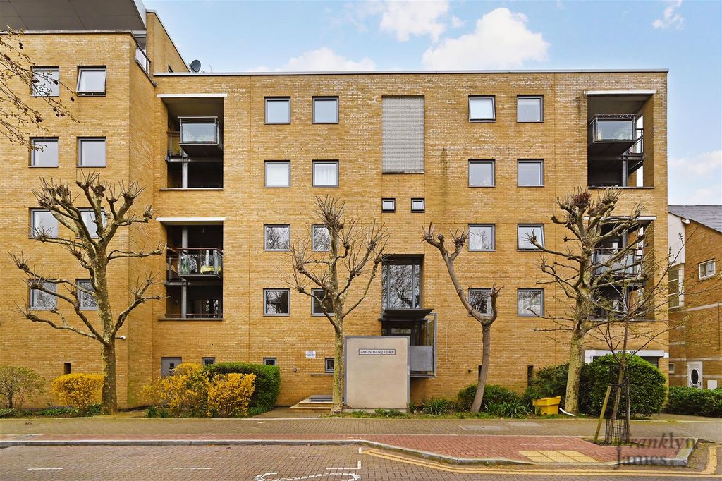 Property photo 1 of 14 6-Amundsen-Court (14).Jpg