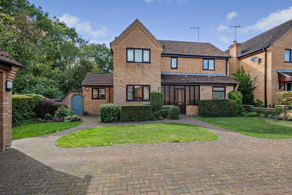Property photo 1 of 15