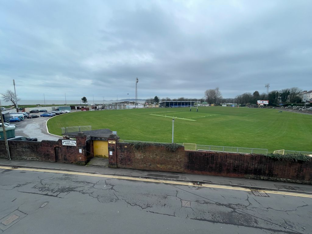 Property photo 2 of 6