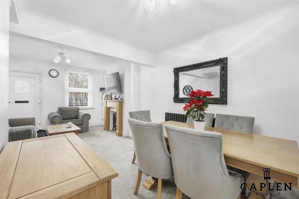 Property photo 3 of 21 4D4A6113.Jpg