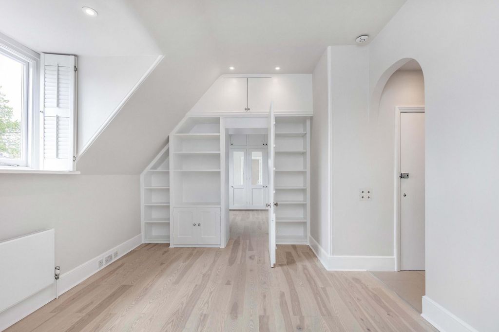 Property photo 1 of 12 Reception (Main)