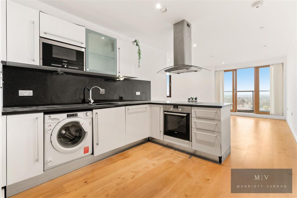 Property photo 3 of 16 Altitude Apartments 92 MV-6.Jpg