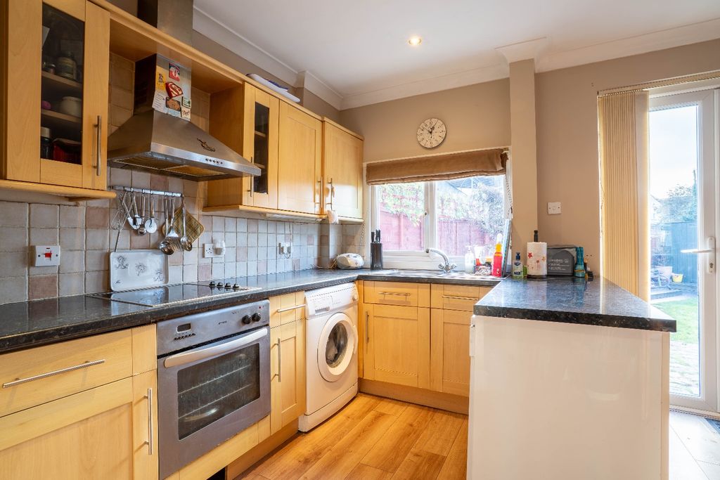 Property photo 3 of 14 4612124