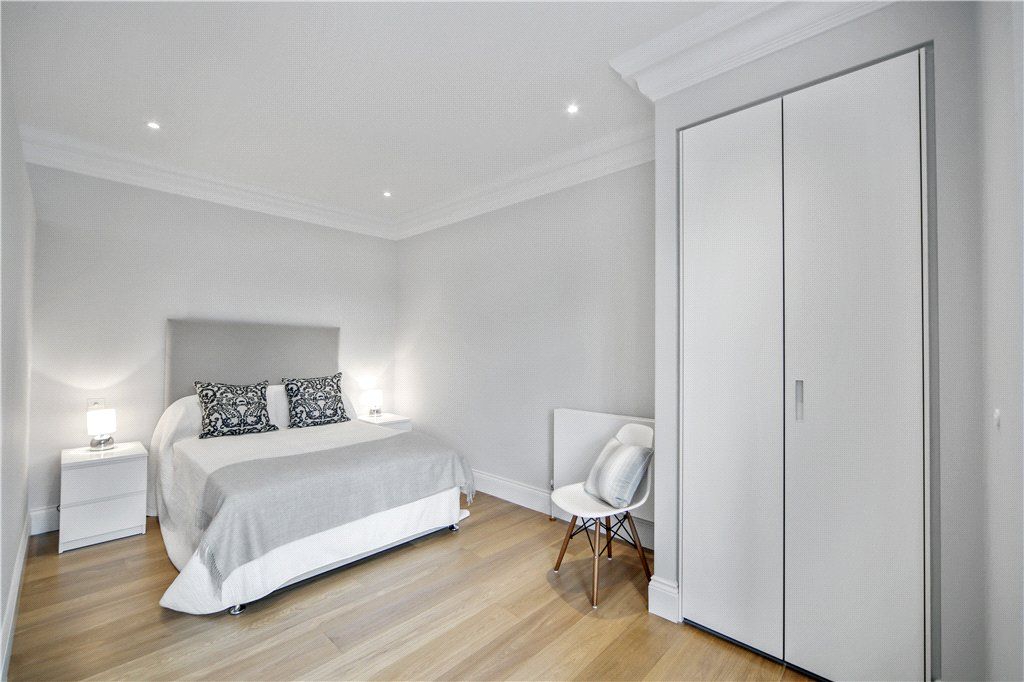 Property photo 2 of 8 Picture No. 01