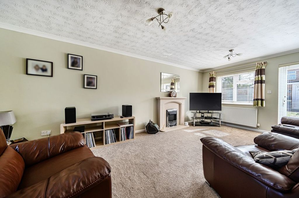 Property photo 3 of 12 1434278469c5558Bd1110