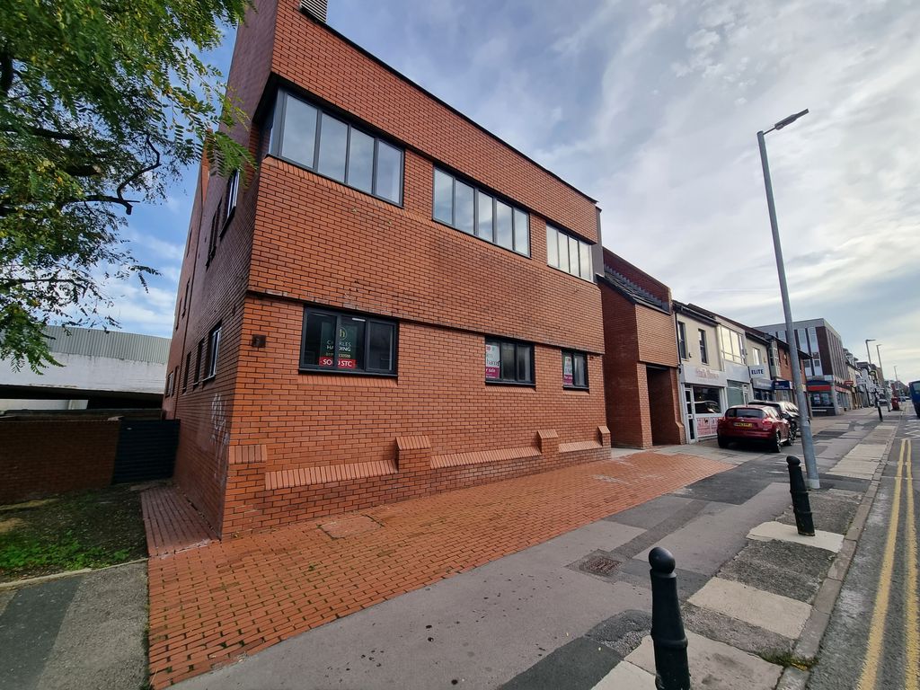 Property photo 1 of 6 Exterior